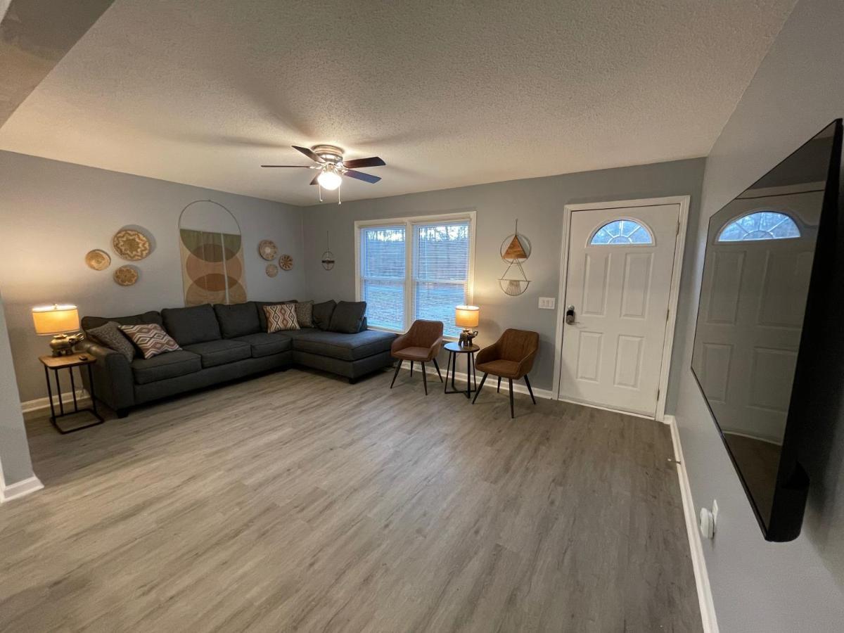 Remodeled Cottage With Sunroom Manchester Eksteriør bilde